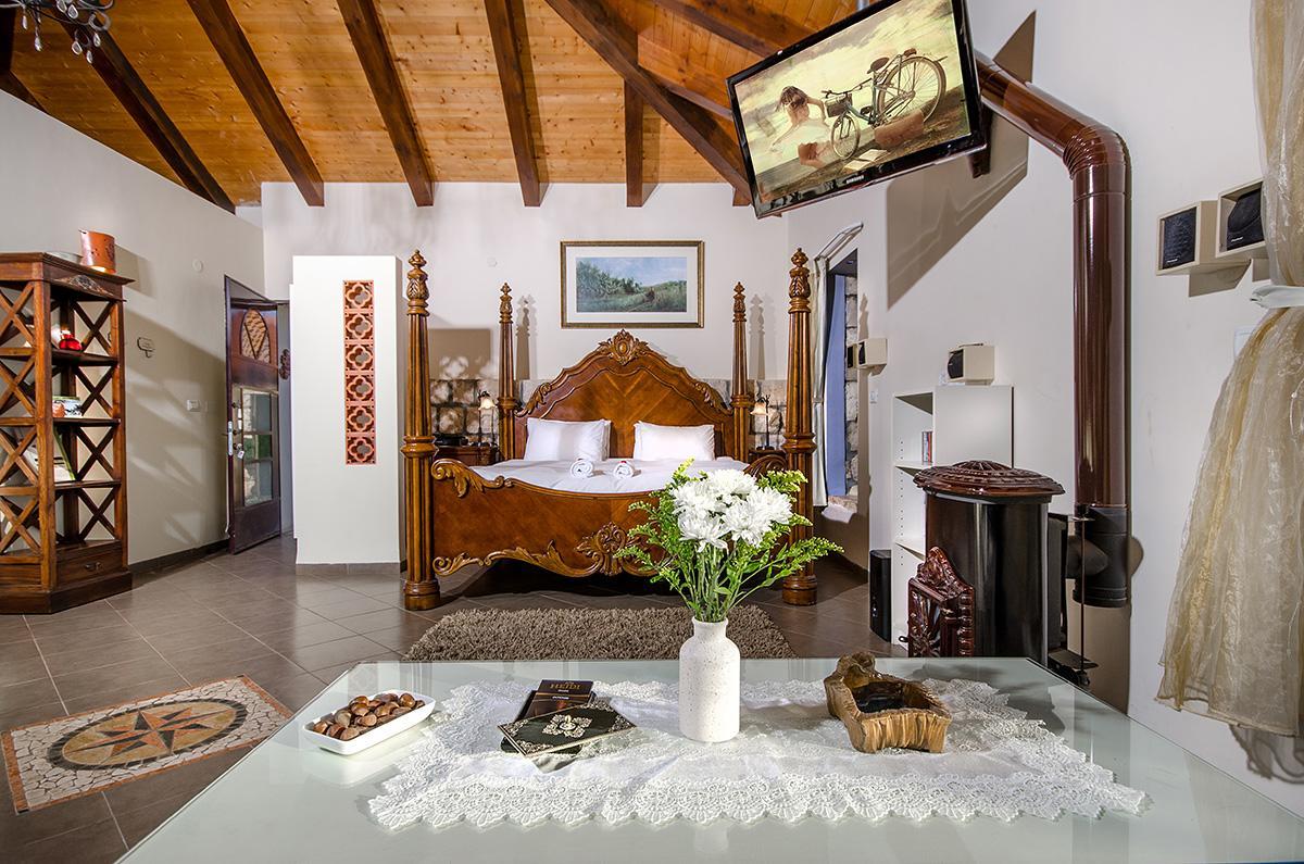 The Sound Of The Flute Bed and Breakfast Amirim Eksteriør billede
